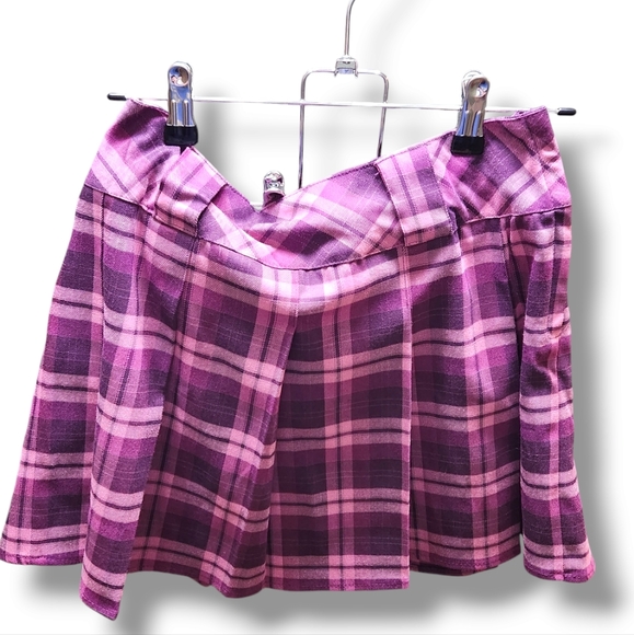 wild fable Dresses & Skirts - Wilde Fable Purple Plaid skirt